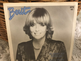 Berit Sä Vaikka Oot Vierelläin / Odotin Päivän, Musiikki CD, DVD ja äänitteet, Musiikki ja soittimet, Vantaa, Tori.fi Berit Sä Vaikka Oot Vierelläin / Odotin Päivän, Musiikki CD, DVD ja äänitteet, Musiikki ja soittimet, Vantaa, Tori.fi