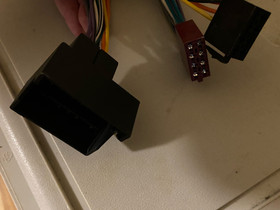 Adapterijohto autoradioon, Autostereot ja tarvikkeet, Auton varaosat ja tarvikkeet, Aura, Tori.fi Adapterijohto autoradioon, Autostereot ja tarvikkeet, Auton varaosat ja tarvikkeet, Aura, Tori.fi