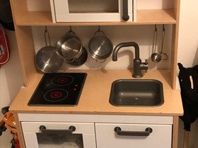 Ikean keittiö ja paljon keittiötarvikkeita, Lelut ja pelit, Lastentarvikkeet ja lelut, Seinäjoki, Tori.fi Ikean keittiö ja paljon keittiötarvikkeita, Lelut ja pelit, Lastentarvikkeet ja lelut, Seinäjoki, Tori.fi