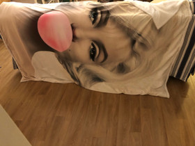 Marilyn päiväpeitto, Sängyt ja makuuhuone, Sisustus ja huonekalut, Kokkola, Tori.fi Marilyn päiväpeitto, Sängyt ja makuuhuone, Sisustus ja huonekalut, Kokkola, Tori.fi