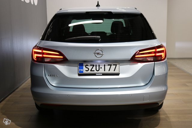 Opel ASTRA 5