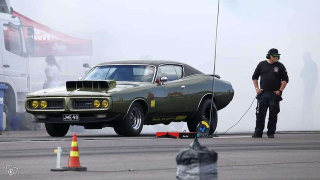 Dodge Charger 1