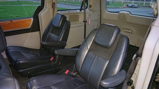 Chrysler Grand Voyager 4