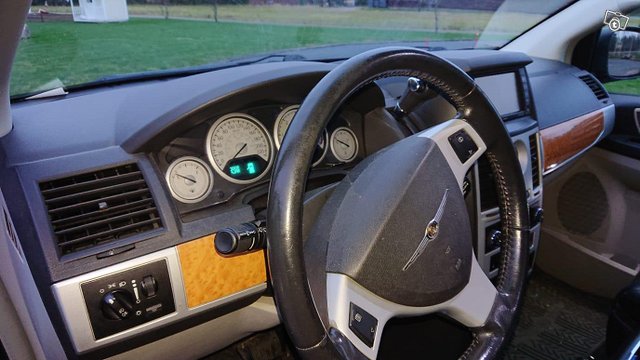 Chrysler Grand Voyager 3
