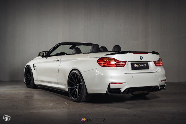 BMW M4 7