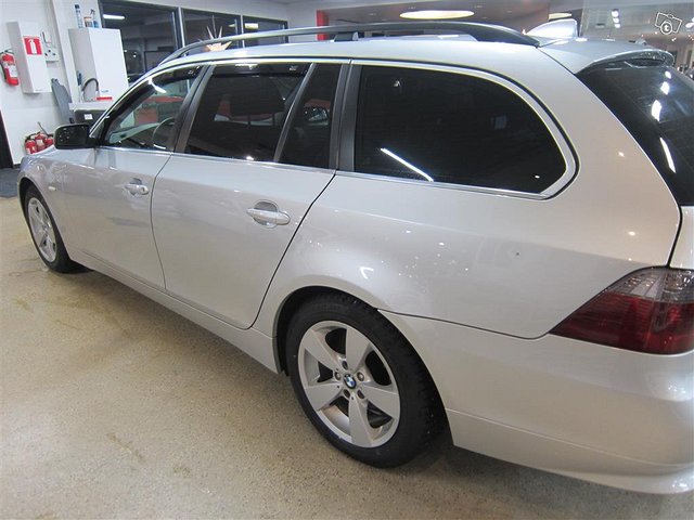 BMW 530 3