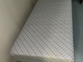 90cm sänky, Sängyt ja makuuhuone, Sisustus ja huonekalut, Oulu, Tori.fi 90cm sänky, Sängyt ja makuuhuone, Sisustus ja huonekalut, Oulu, Tori.fi