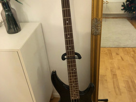 Yamaha sähköbasso, Kitarat, bassot ja vahvistimet, Musiikki ja soittimet, Turku, Tori.fi Yamaha sähköbasso, Kitarat, bassot ja vahvistimet, Musiikki ja soittimet, Turku, Tori.fi