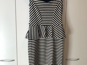 River Island mekko, Vaatteet ja kengät, Vantaa, Tori.fi River Island mekko, Vaatteet ja kengät, Vantaa, Tori.fi