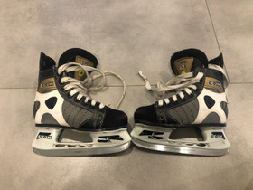 CCM luistimet 31, Jääkiekko ja luistelu, Urheilu ja ulkoilu, Seinäjoki, Tori.fi CCM luistimet 31, Jääkiekko ja luistelu, Urheilu ja ulkoilu, Seinäjoki, Tori.fi
