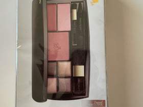 Lancome meikkipaletti Tender Voyage, Kauneudenhoito ja kosmetiikka, Terveys ja hyvinvointi, Nurmijärvi, Tori.fi Lancome meikkipaletti Tender Voyage, Kauneudenhoito ja kosmetiikka, Terveys ja hyvinvointi, Nurmijärvi, Tori.fi