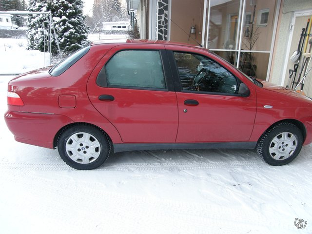 Fiat Albea 3