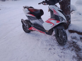 Aprilia sr, Mopot, Moto, Nivala, Tori.fi Aprilia sr, Mopot, Moto, Nivala, Tori.fi