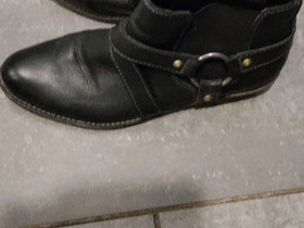 Yamarin nilkkurit, Vaatteet ja kengät, Turku, Tori.fi Yamarin nilkkurit, Vaatteet ja kengät, Turku, Tori.fi