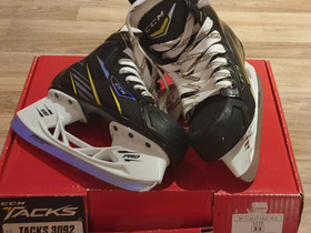 Lasten CCM Tacks luistimet 33, Jääkiekko ja luistelu, Urheilu ja ulkoilu, Mäntsälä, Tori.fi Lasten CCM Tacks luistimet 33, Jääkiekko ja luistelu, Urheilu ja ulkoilu, Mäntsälä, Tori.fi
