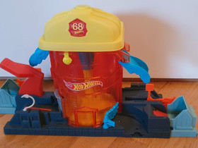 Hot wheels city fire house paloasema, Lelut ja pelit, Lastentarvikkeet ja lelut, Espoo, Tori.fi Hot wheels city fire house paloasema, Lelut ja pelit, Lastentarvikkeet ja lelut, Espoo, Tori.fi