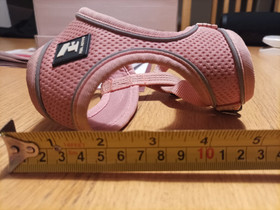 Pienet valjaat, koko 38-41 cm, Koirien tarvikkeet, Lemmikkieläimet, Jyväskylä, Tori.fi Pienet valjaat, koko 38-41 cm, Koirien tarvikkeet, Lemmikkieläimet, Jyväskylä, Tori.fi