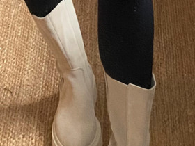 Steve Madden, Vaatteet ja kengät, Hollola, Tori.fi Steve Madden, Vaatteet ja kengät, Hollola, Tori.fi
