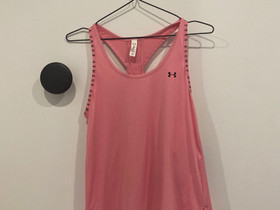 Under Armour urheilutoppi, Vaatteet ja kengät, Seinäjoki, Tori.fi Under Armour urheilutoppi, Vaatteet ja kengät, Seinäjoki, Tori.fi