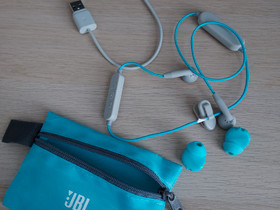 JBL kuulokkeet, Audio ja musiikkilaitteet, Viihde-elektroniikka, Tampere, Tori.fi JBL kuulokkeet, Audio ja musiikkilaitteet, Viihde-elektroniikka, Tampere, Tori.fi