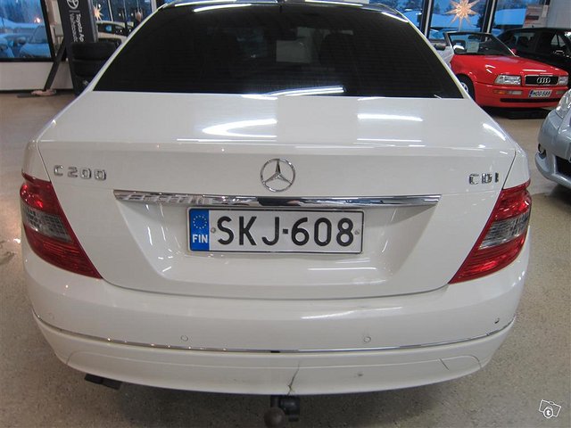 Mercedes-Benz C 4