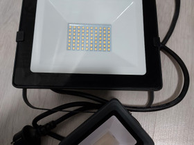 Led valaisimet 2kpl, Työkalut, tikkaat ja laitteet, Rakennustarvikkeet ja työkalut, Kajaani, Tori.fi Led valaisimet 2kpl, Työkalut, tikkaat ja laitteet, Rakennustarvikkeet ja työkalut, Kajaani, Tori.fi