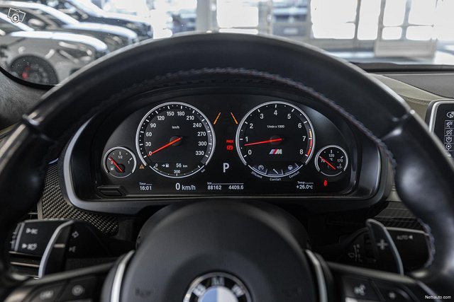 BMW X6 12