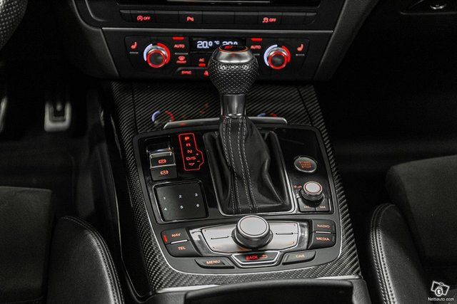 Audi RS6 17