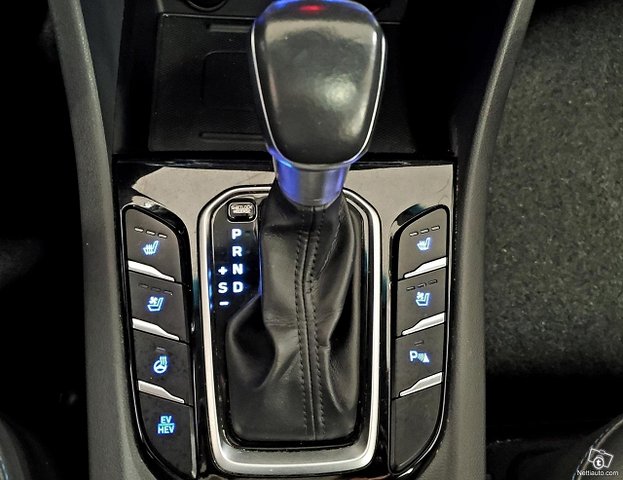 Hyundai Ioniq Plug-In 25