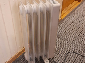 Siirrettävä öljytäytteinen lisälämmitin 1000w, Lämmityslaitteet ja takat, Rakennustarvikkeet ja työkalut, Järvenpää, Tori.fi Siirrettävä öljytäytteinen lisälämmitin 1000w, Lämmityslaitteet ja takat, Rakennustarvikkeet ja työkalut, Järvenpää, Tori.fi