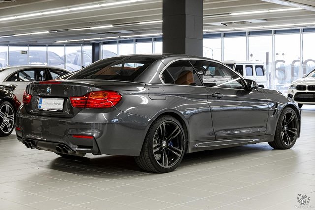 BMW M4 3