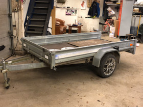 Aku Peräkärry alumiini vanteilla, Peräkärryt ja trailerit, Auton varaosat ja tarvikkeet, Lahti, Tori.fi Aku Peräkärry alumiini vanteilla, Peräkärryt ja trailerit, Auton varaosat ja tarvikkeet, Lahti, Tori.fi