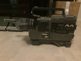 Ampex CVR-5 CVC-50 ja 2x BCT-30Ma betacam sp, Kamerat, Kamerat ja valokuvaus, Inari, Tori.fi Ampex CVR-5 CVC-50 ja 2x BCT-30Ma betacam sp, Kamerat, Kamerat ja valokuvaus, Inari, Tori.fi