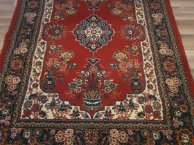 Punainen itämaistyyppinen matto 160cm x 225cm, Matot ja tekstiilit, Sisustus ja huonekalut, Tampere, Tori.fi Punainen itämaistyyppinen matto 160cm x 225cm, Matot ja tekstiilit, Sisustus ja huonekalut, Tampere, Tori.fi