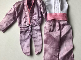 Barbie Kenin asu, Lelut ja pelit, Lastentarvikkeet ja lelut, Orimattila, Tori.fi Barbie Kenin asu, Lelut ja pelit, Lastentarvikkeet ja lelut, Orimattila, Tori.fi