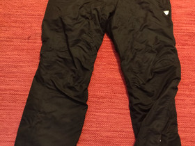 Luhta laskettelu/toppahousut XXL/44, Ulkoilu ja retkeily, Urheilu ja ulkoilu, Jyväskylä, Tori.fi Luhta laskettelu/toppahousut XXL/44, Ulkoilu ja retkeily, Urheilu ja ulkoilu, Jyväskylä, Tori.fi