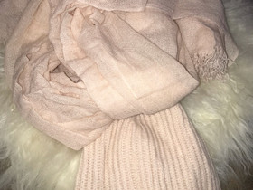 Club Monaco 100% Cashmere, Muut asusteet, Asusteet ja kellot, Joensuu, Tori.fi Club Monaco 100% Cashmere, Muut asusteet, Asusteet ja kellot, Joensuu, Tori.fi