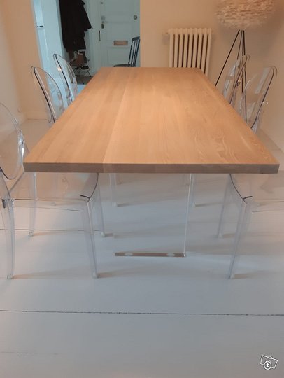 näätä vintillä