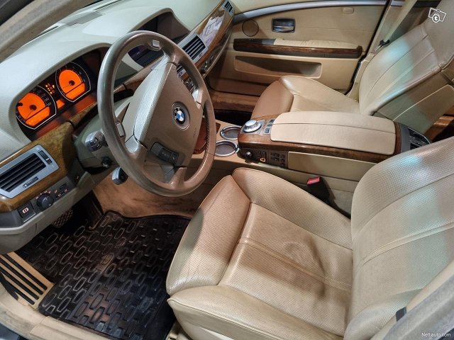 BMW 745, kuva 1
