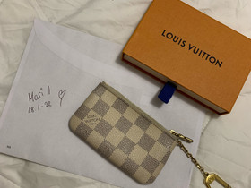 Louis Vuitton key pouch damier azur, Laukut ja hatut, Asusteet ja kellot, Pirkkala, Tori.fi Louis Vuitton key pouch damier azur, Laukut ja hatut, Asusteet ja kellot, Pirkkala, Tori.fi