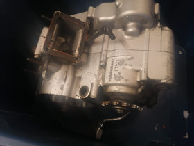 Husqvarna alakerta 125, Mopojen varaosat ja tarvikkeet, Mototarvikkeet ja varaosat, Kruunupyy, Tori.fi Husqvarna alakerta 125, Mopojen varaosat ja tarvikkeet, Mototarvikkeet ja varaosat, Kruunupyy, Tori.fi