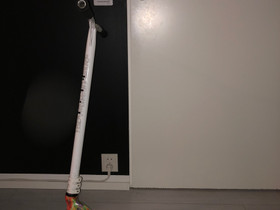 Madd MGP VX7 Extreme Scootti, Rullaluistelu ja skeittaus, Urheilu ja ulkoilu, Tampere, Tori.fi Madd MGP VX7 Extreme Scootti, Rullaluistelu ja skeittaus, Urheilu ja ulkoilu, Tampere, Tori.fi