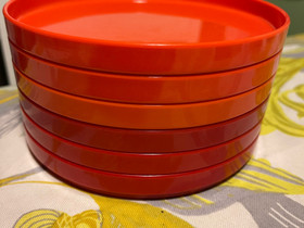 Sarviksen vintage lautasia, Tarjoiluastiat, Keittiötarvikkeet ja astiat, Lahti, Tori.fi Sarviksen vintage lautasia, Tarjoiluastiat, Keittiötarvikkeet ja astiat, Lahti, Tori.fi