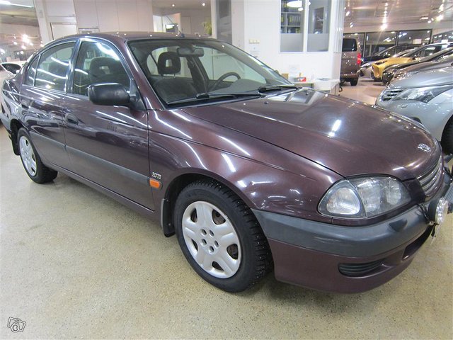 Toyota Avensis 7