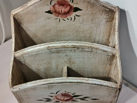 Maalaisromanttinen lokerikko, Sisustustavarat, Sisustus ja huonekalut, Kotka, Tori.fi Maalaisromanttinen lokerikko, Sisustustavarat, Sisustus ja huonekalut, Kotka, Tori.fi