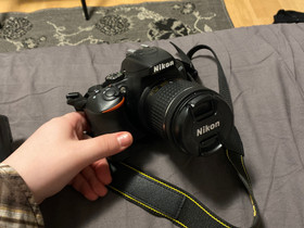 Nikon D3500 + AF-P DX 18-55mm VR, Kamerat, Kamerat ja valokuvaus, Ruovesi, Tori.fi Nikon D3500 + AF-P DX 18-55mm VR, Kamerat, Kamerat ja valokuvaus, Ruovesi, Tori.fi