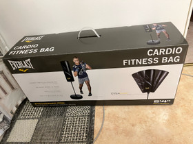Uusi Everlast Cardio Fitness nyrkkeilysäkki, Kamppailulajit, Urheilu ja ulkoilu, Hämeenlinna, Tori.fi Uusi Everlast Cardio Fitness nyrkkeilysäkki, Kamppailulajit, Urheilu ja ulkoilu, Hämeenlinna, Tori.fi