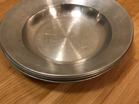 Retkeilylautaset 6 kpl ja juustokupu, Muu urheilu ja ulkoilu, Urheilu ja ulkoilu, Espoo, Tori.fi Retkeilylautaset 6 kpl ja juustokupu, Muu urheilu ja ulkoilu, Urheilu ja ulkoilu, Espoo, Tori.fi