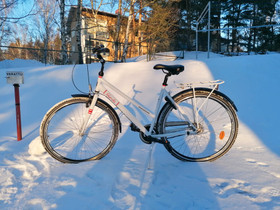 Madison Garda 28" 7-vaihteinen polkupyörä, Muut pyörät, Polkupyörät ja pyöräily, Rauma, Tori.fi Madison Garda 28" 7-vaihteinen polkupyörä, Muut pyörät, Polkupyörät ja pyöräily, Rauma, Tori.fi