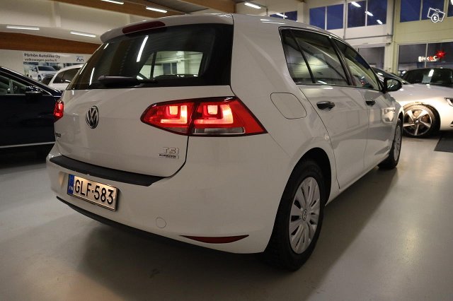 Volkswagen Golf 1,2 TSI 63 kW (85 hv) BMT 4ovinen